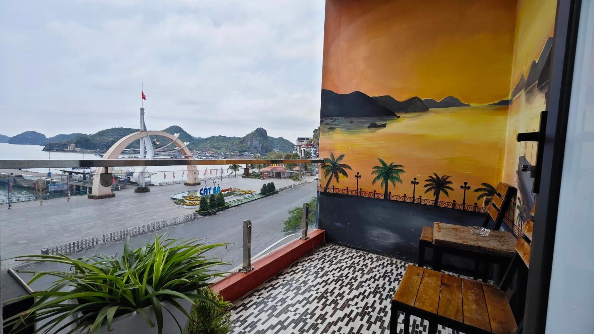 Catba Pod Hostel - Restaurant And Rooftop Bar Dong Khe Sau Exterior photo