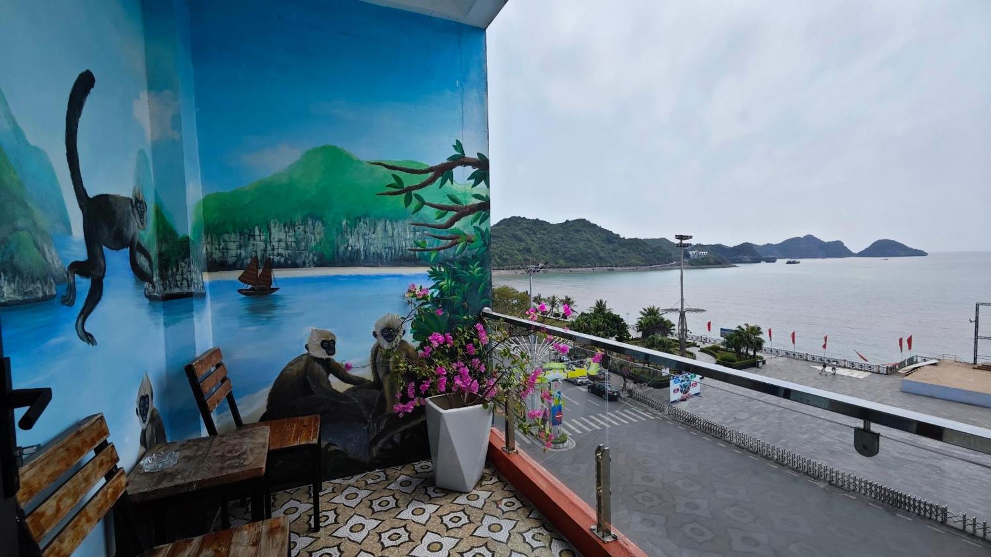 Catba Pod Hostel - Restaurant And Rooftop Bar Dong Khe Sau Exterior photo